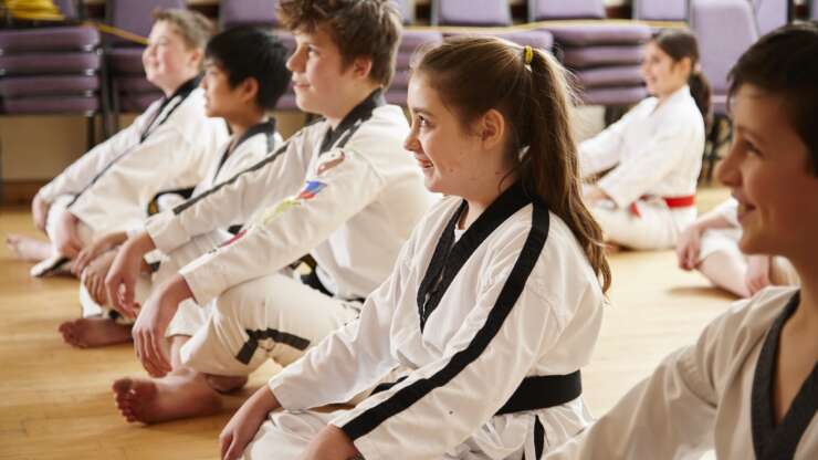 A practical guide to developing confidence through goal setting and mindset training